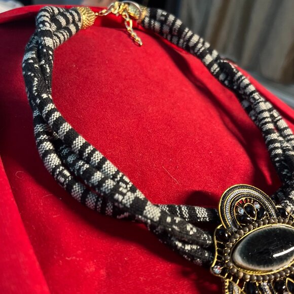 Bib Statement necklace. Black/Grey. Stones detail- Hand Made - Picture 4 of 8
